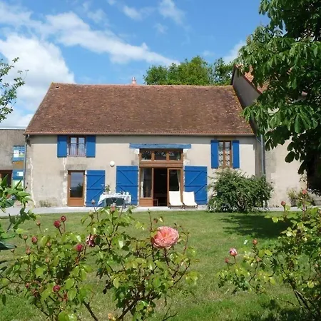 Holiday home Familial En Ferme Equestre Avec Piscine, Nature Et Confort A - Fr-1-489-466 Souvigny