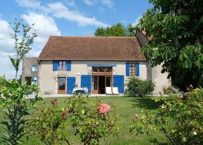 Nature à Avec Piscine Et Wifi - Fr-1-489-466 * Souvigny