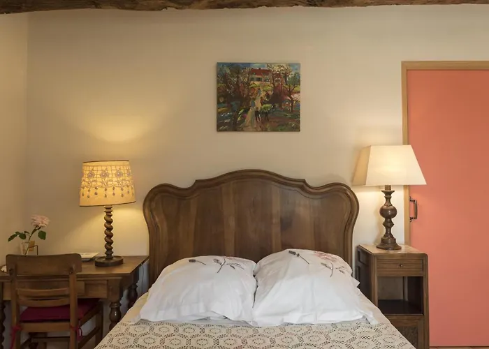 Hébergement de vacances Nature à Avec Piscine Et Wifi - Fr-1-489-466 Souvigny